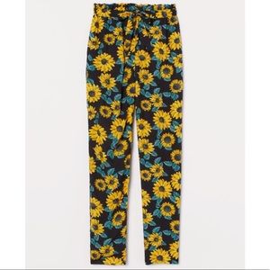 🌸H&M Ankle Pants